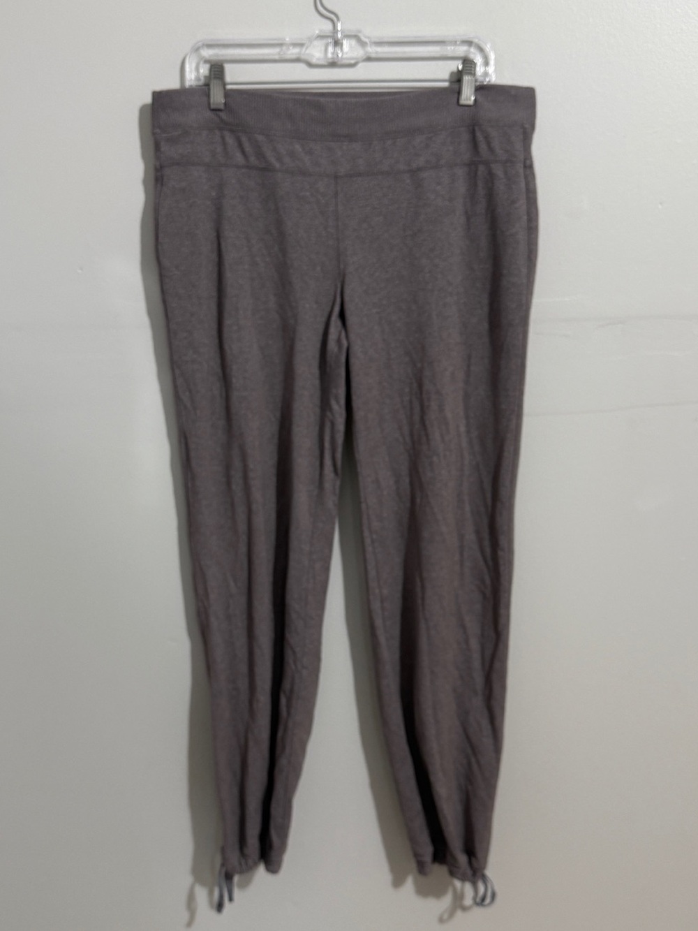Athleta Attitude Pants Womens Large Gray Ruched Cinch Hem Jogger Yoga Travel